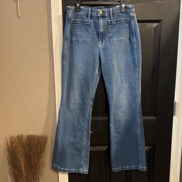 GAP Denim - GAP Women's Flare Jeans in Blue
